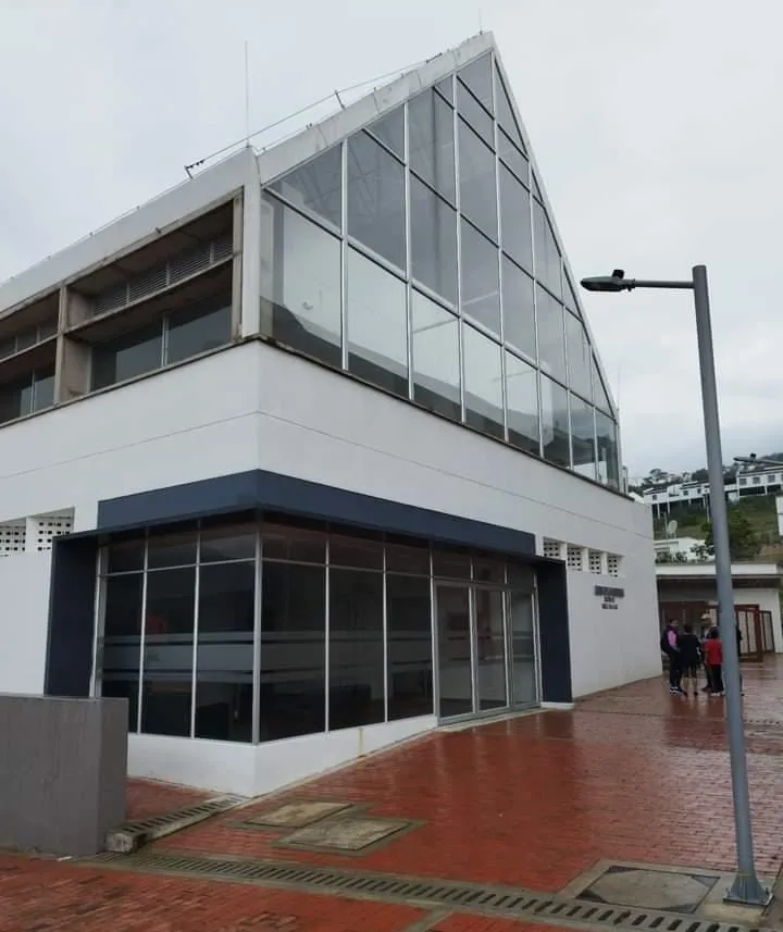 Imagen de la biblioteca
